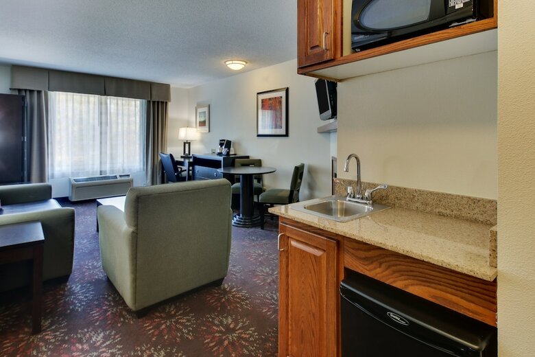 Holiday Inn Express Hotel & Suites Lancaster-lititz