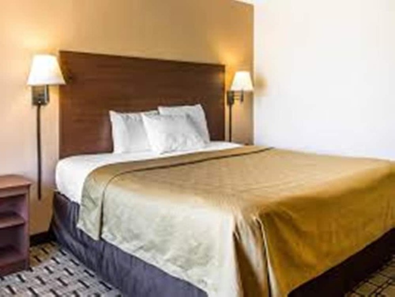 Motel Econo Lodge And Suites Bricktown