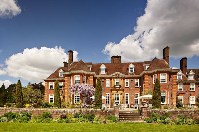 Barnett Hill - Luxury Hotel
