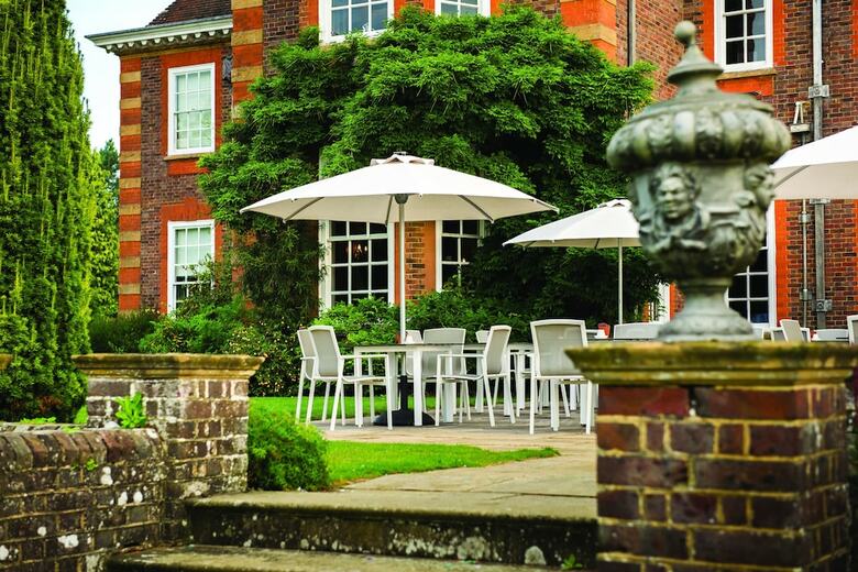Barnett Hill - Luxury Hotel