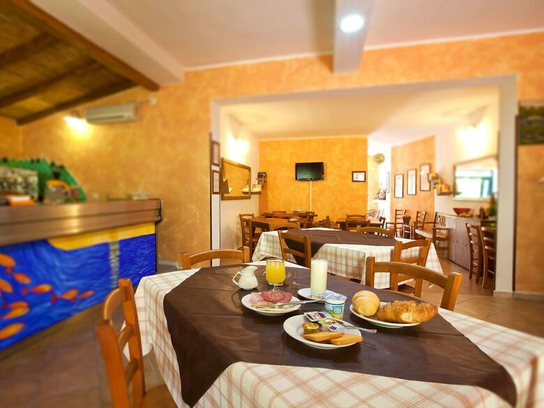 Ariadimari Hotel