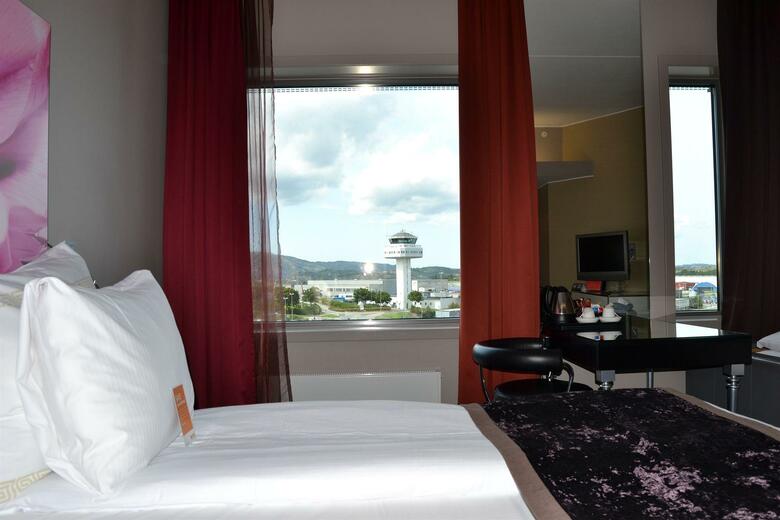 Clarion Hotel Bergen Airport Terminal