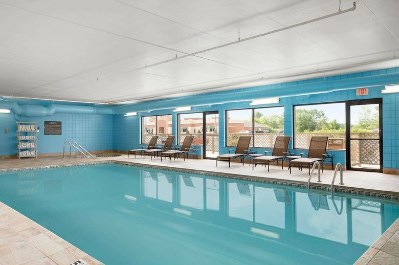 Hotel Hampton Inn Cadillac