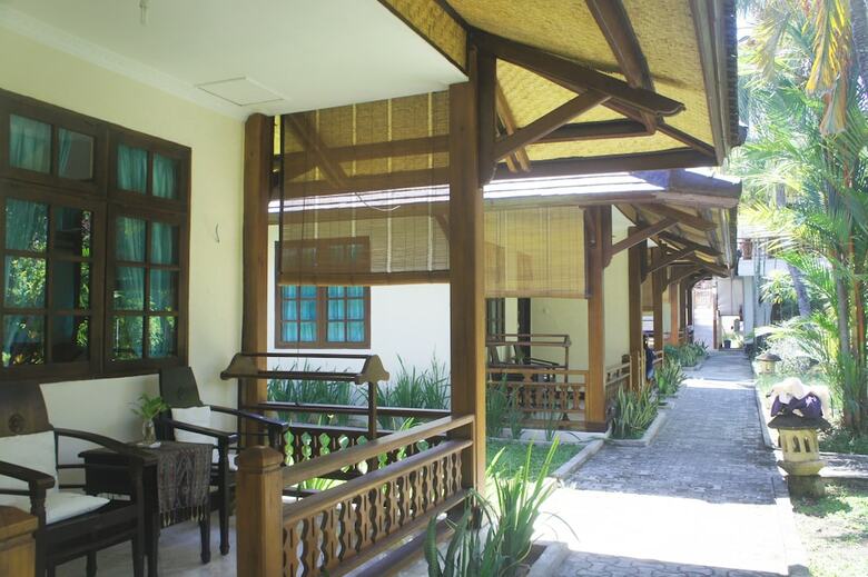 Hotel Batu Bolong Cottages