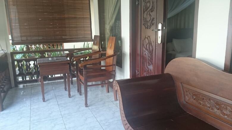 Hotel Batu Bolong Cottages