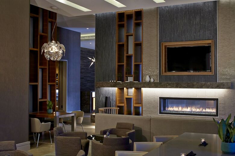 AC Hotel Atlanta Buckhead At Phipps Plaza