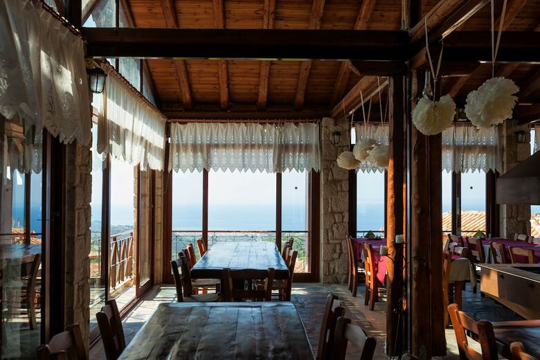 Akritas Ef Zin Villas & Suites