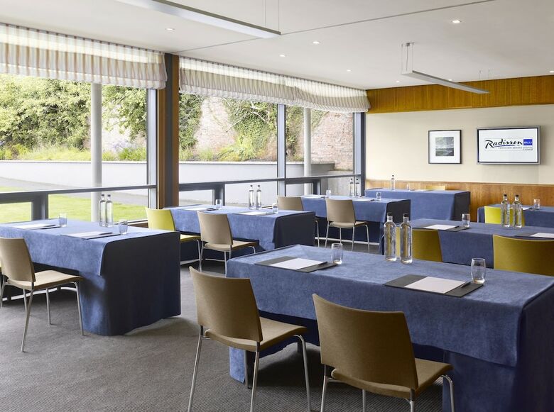 Hotel Farnham Estate Spa & Golf Resort