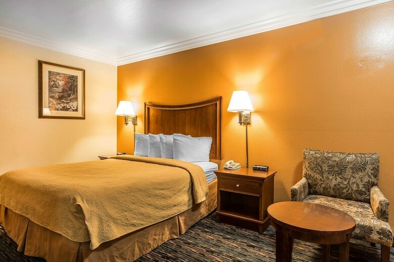Hotel Quality Inn Lake Elsinore I-15