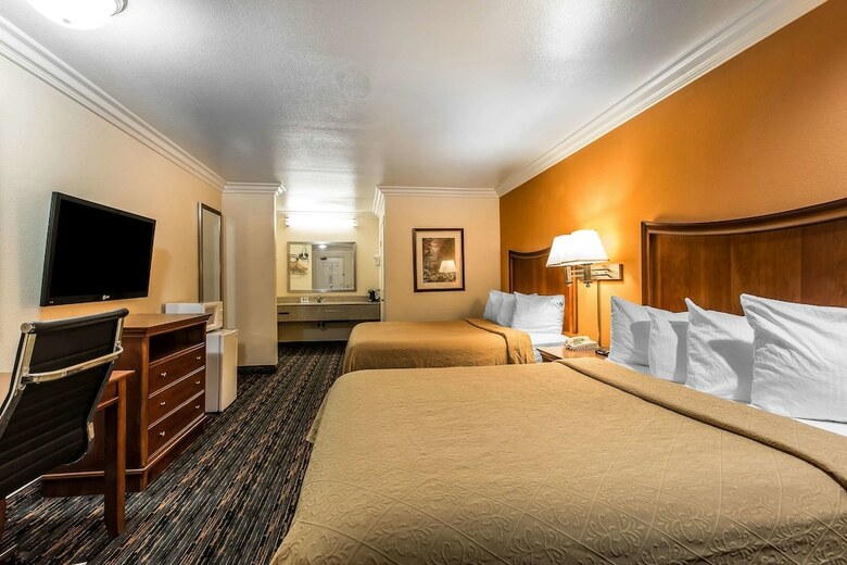 Hotel Quality Inn Lake Elsinore I-15