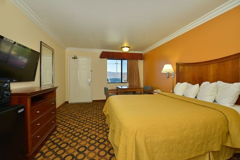Hotel Quality Inn Lake Elsinore I-15