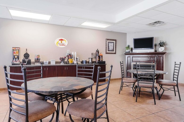 Hotel Super 8 By Wyndham Rainsville