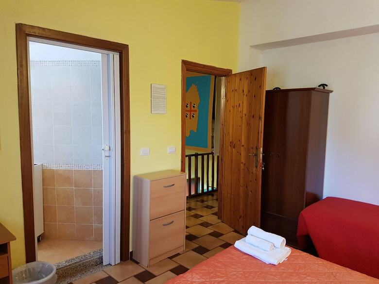 B&B Fantar House