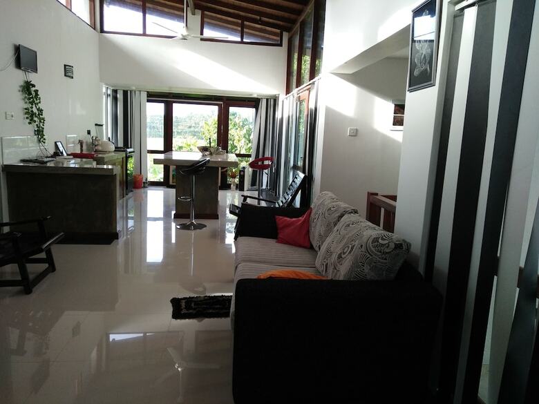 Aroma Villa