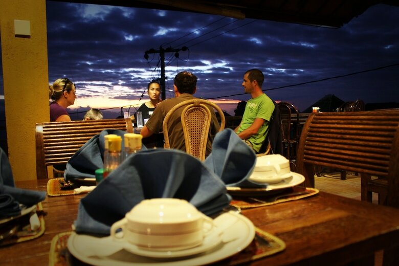 Hotel Guru Ratna Homestay