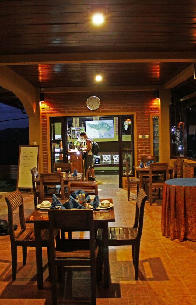 Hotel Guru Ratna Homestay