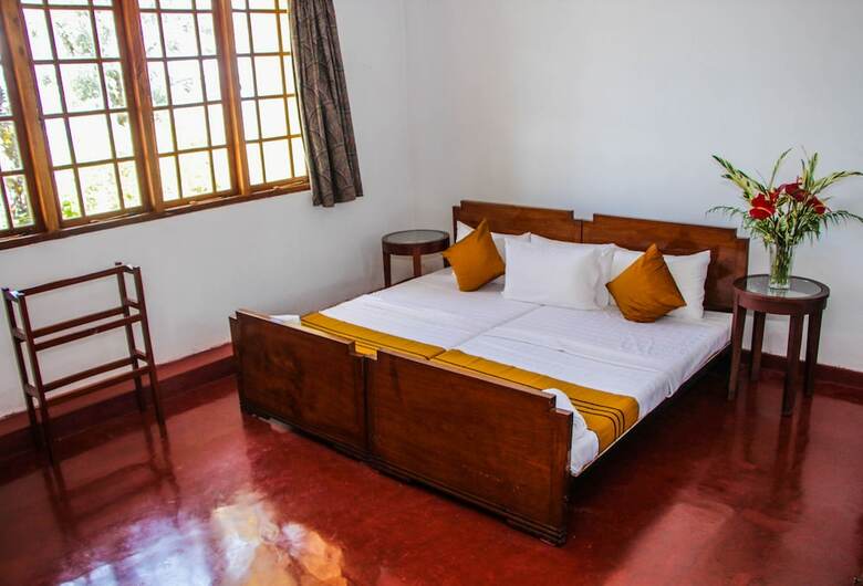 Hotel Hatale Mini Worlds End Bungalow