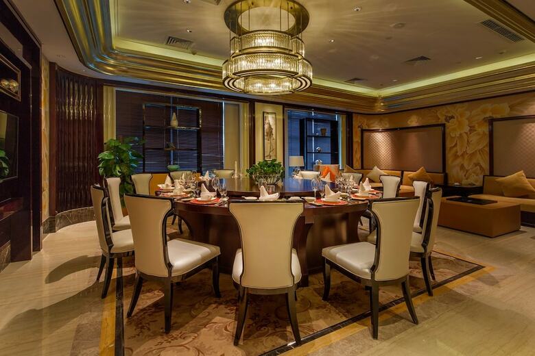Howard Johnson Jinyi Hotel Chongqing
