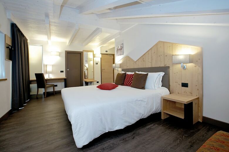 Olimpia Hotel