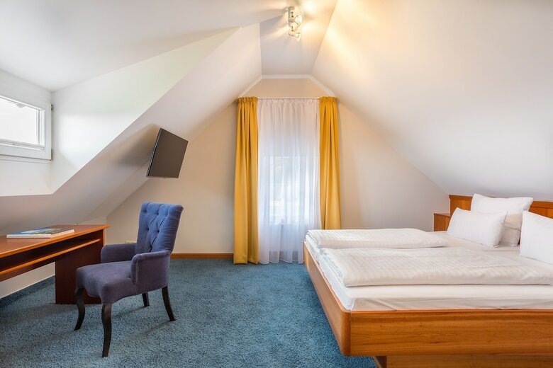 Halbersbacher. Hotel Annaberg