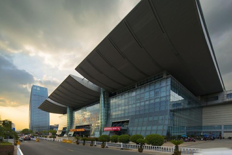 Hotel Wanda Realm Yiwu