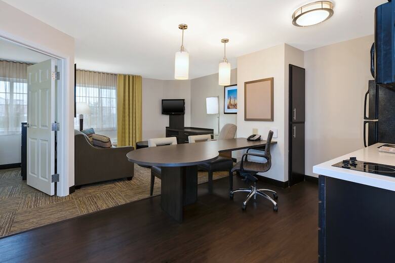 Aparthotel Candlewood Suites Polaris