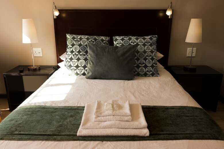 Hotel Ruth Avenue Guest House