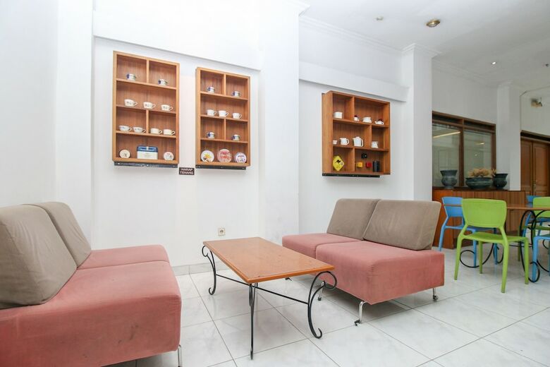 Hotel Airy Riau Progo 6 Bandung
