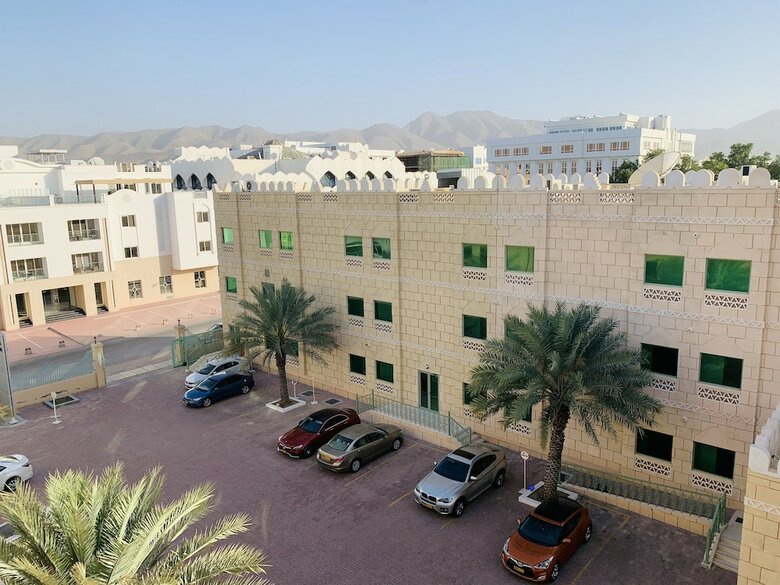 Aparthotel Safari Village Executive Suites