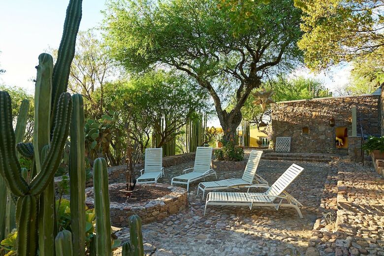 Hotel Sagrada Retreat