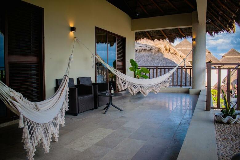 Grand Marina Hotel