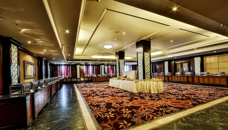 Hotel Regenta Central Klassik