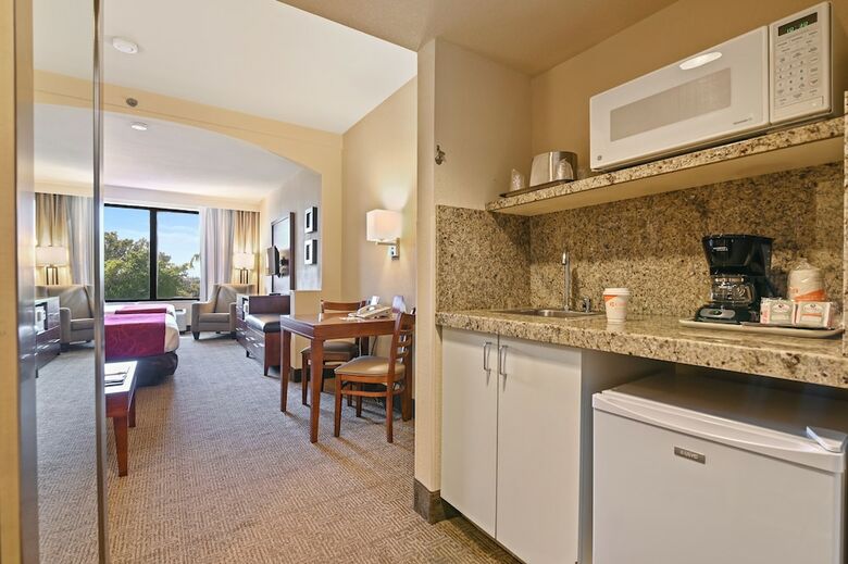Hotel Comfort Suites Miami - Kendall