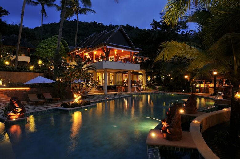 Apartamento Andaman White Beach Resort