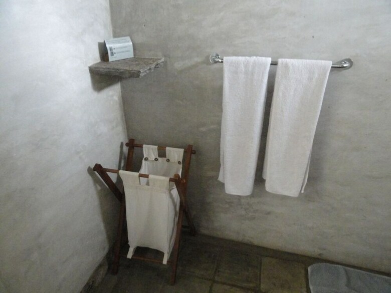 Hotel Serendip Stone Bungalow