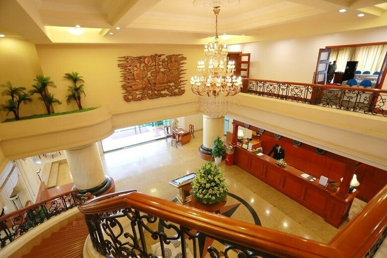 Nam Cuong Hai Phong Hotel