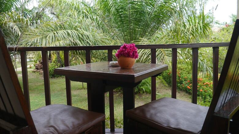 Hotel Ao Thai Resort