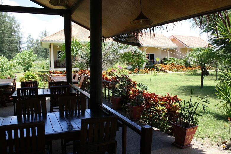Hotel Ao Thai Resort