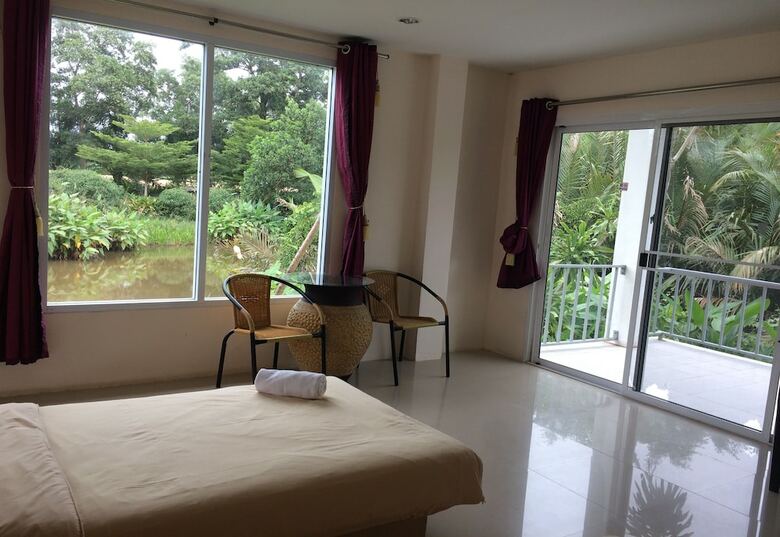 Hotel Oyo 619 Water Palm Resort