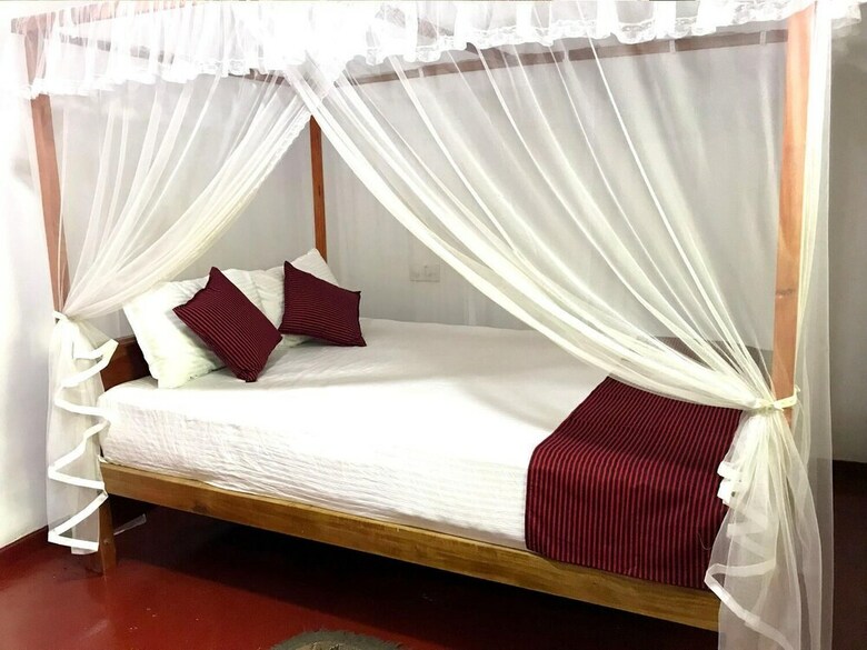 Hotel Damith Tourist Inn
