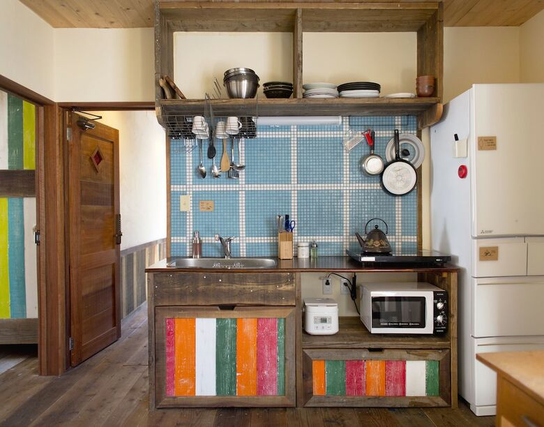 Hostal The Pax Hostel / Cafe / Records