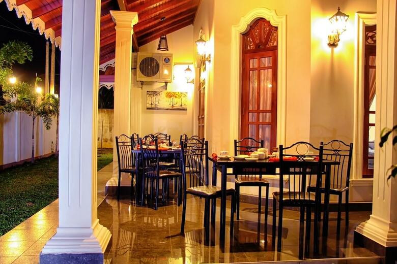 Hotel Lovely Villa Negombo