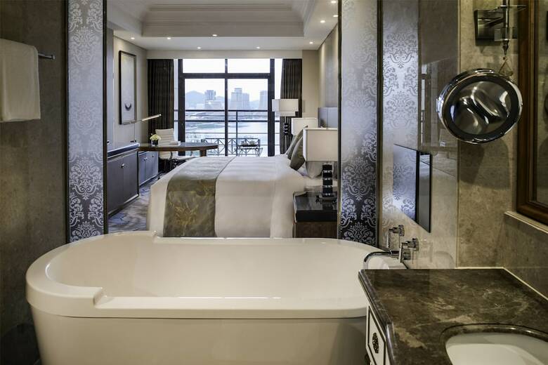 Hotel Wyndham Grand Xiamen Haicang