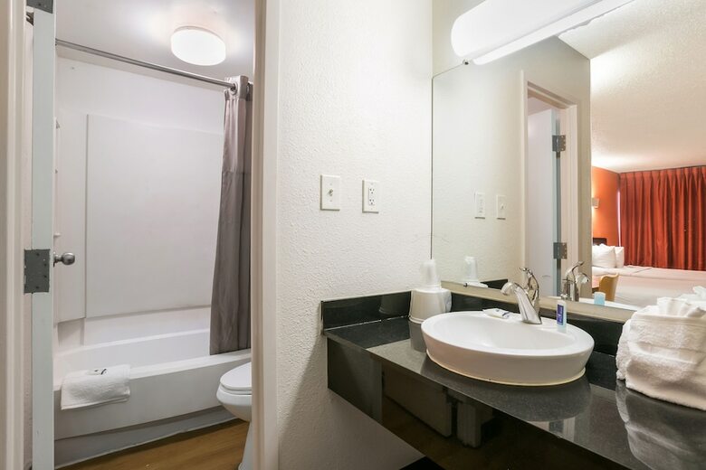 Motel Rodeway Inn Baltimore - Inner Harbor South