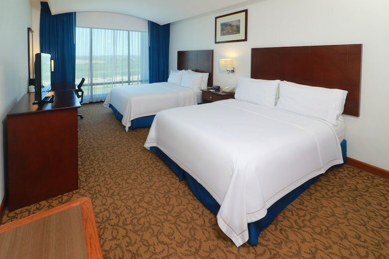 Hotel Holiday Inn Express Nuevo Laredo