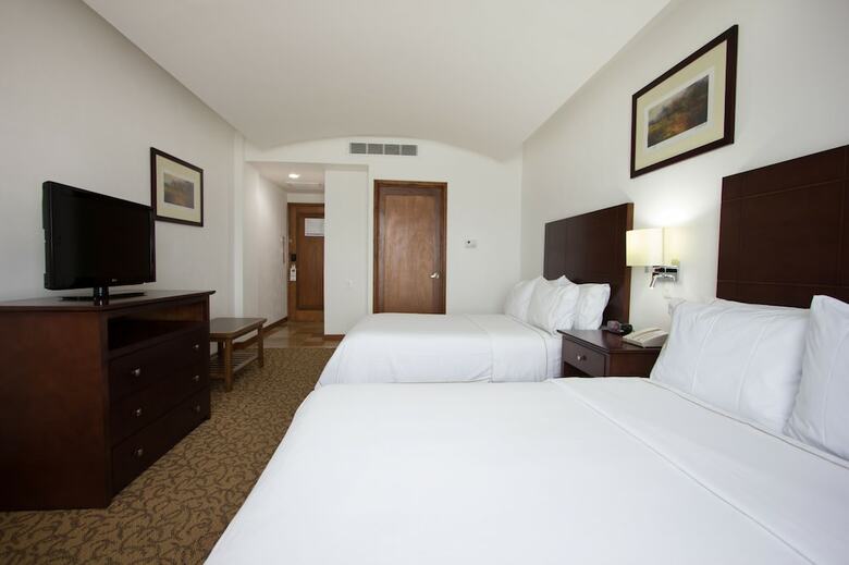 Hotel Holiday Inn Express Nuevo Laredo