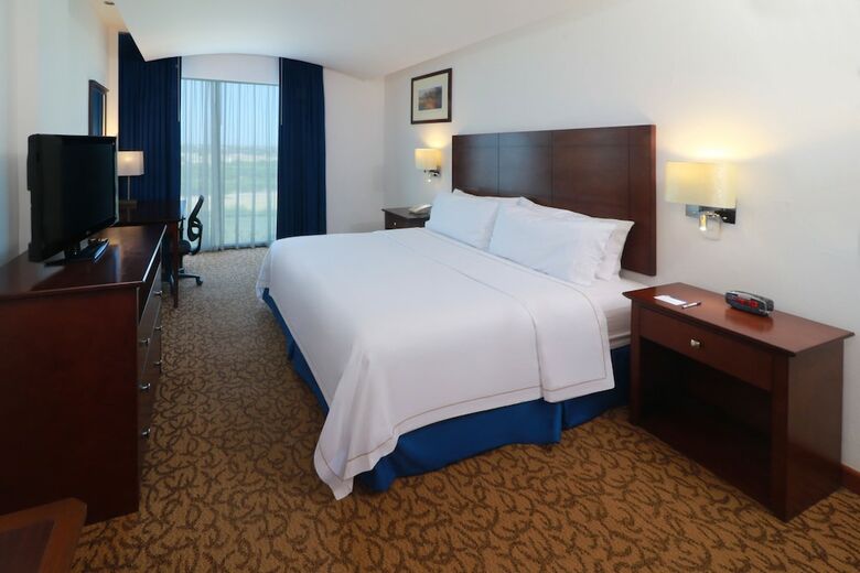 Hotel Holiday Inn Express Nuevo Laredo