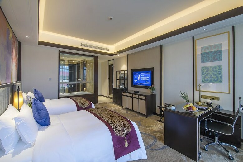 Hotel Howard Johnson Qunsheng Plaza Guizhou