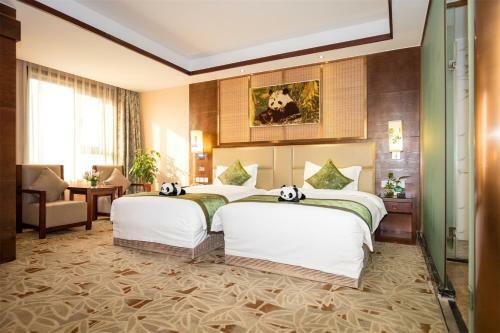 Chengdu Panda Prince Culture Hotel