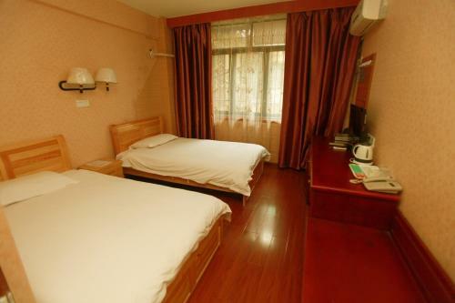 Posada Zhengfu Caotang Decent Hostel